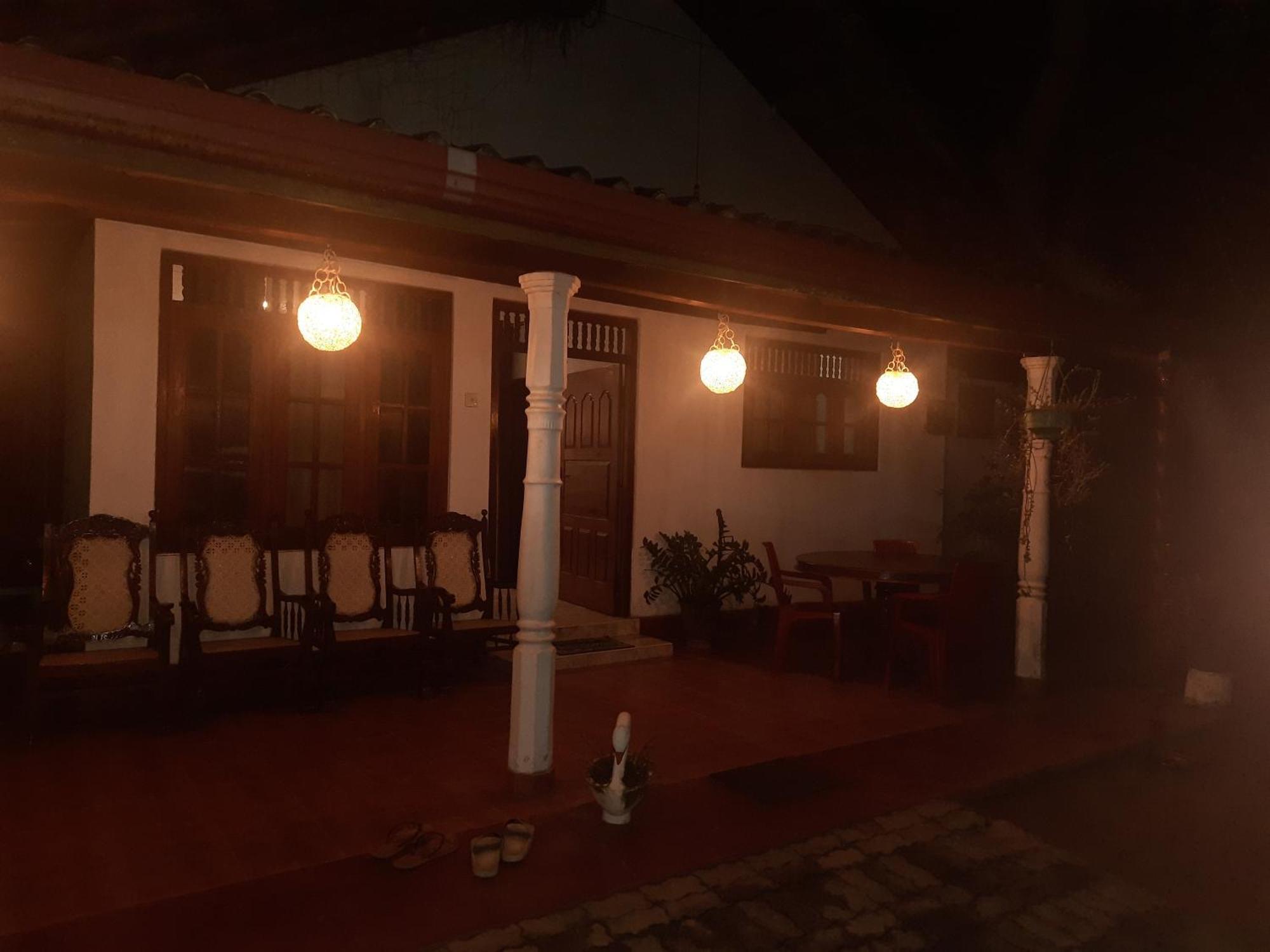 Triple One Villa Ahangama Luaran gambar