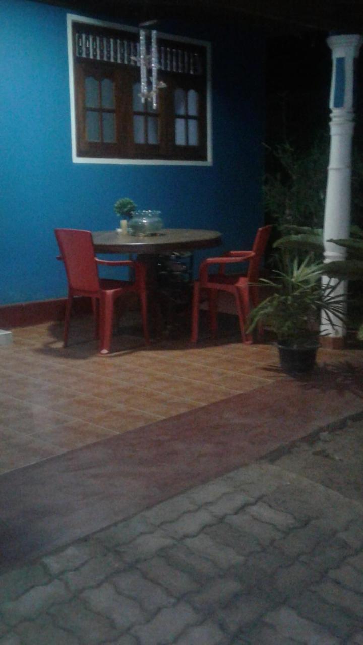 Triple One Villa Ahangama Luaran gambar